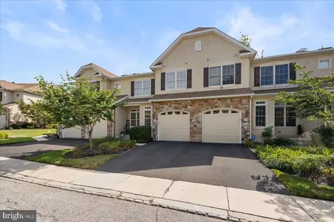 628 Greycliffe, Ambler, PA 19002