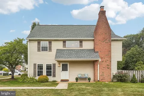 2215 Mulberry Ct, Lansdale, PA 19446