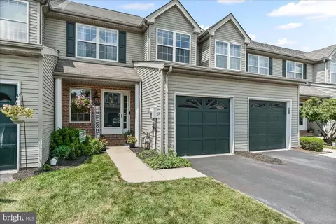 180 Harvard Dr, Trappe, PA 19426
