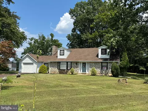 1095 Mitch Rd, Pottstown, PA 19464