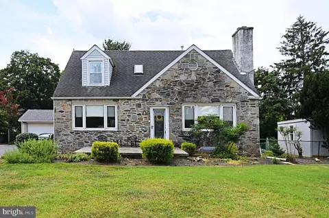 40 Terrace Rd, Plymouth Meeting, PA 19462