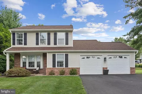 112 Bedford Ln, Lansdale, PA 19446