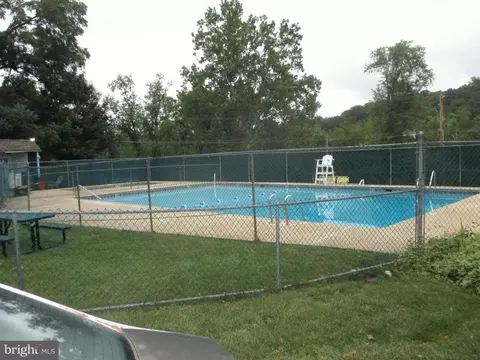 170 Salem Rd, Schwenksville, PA 19473