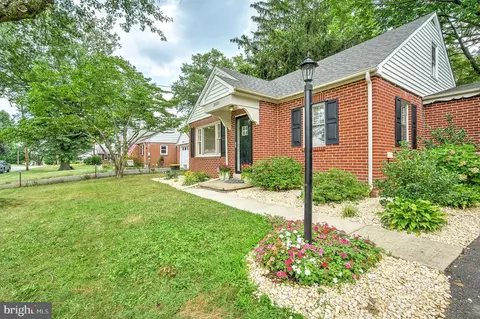 2031 Oak Ave, Hatfield, PA 19440