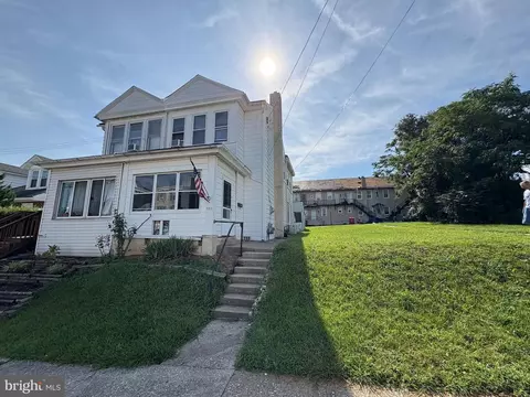 709 Dekalb St, Bridgeport, PA 19405