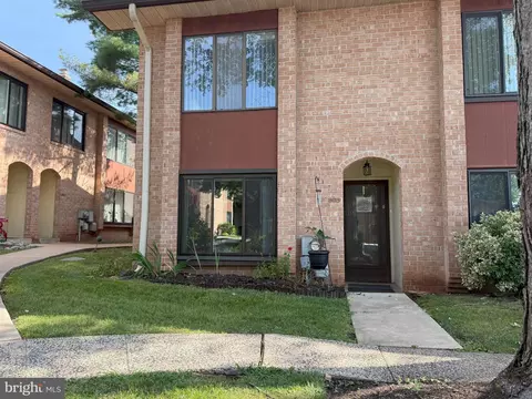 805 Stonybrook #805, Norristown, PA 19403