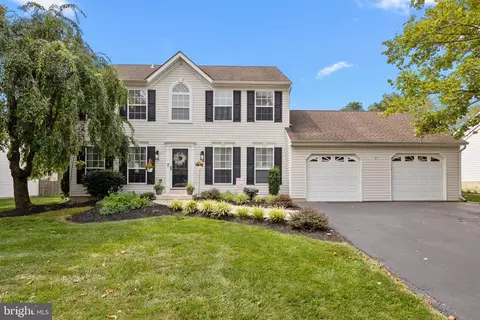 119 Shelburne Dr, North Wales, PA 19454