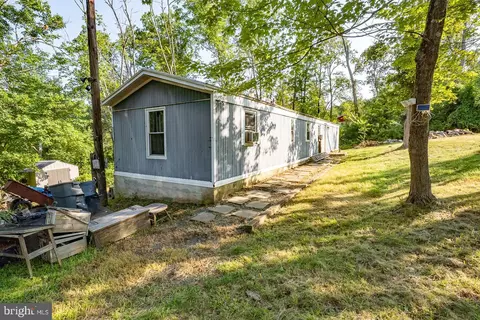 1517 Yarnall Rd, Pottstown, PA 19464