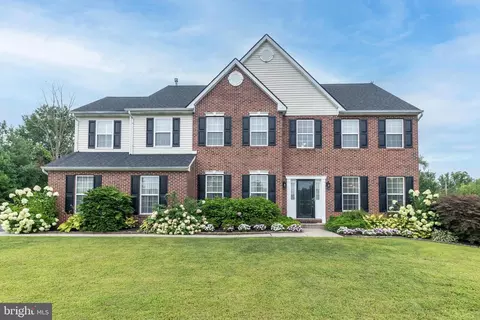 70 Jamie Cir, Gilbertsville, PA 19525