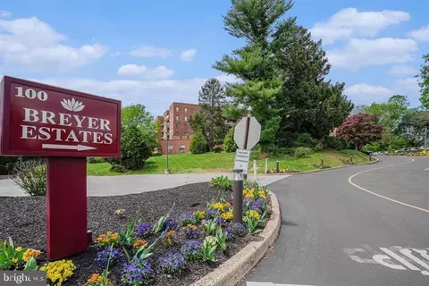 100 Breyer Dr #3-C, Elkins Park, PA 19027