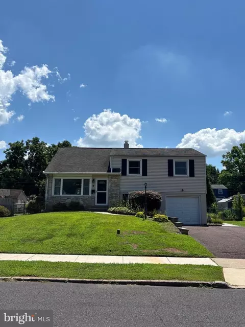 316 Central Dr, Lansdale, PA 19446