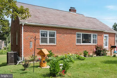 2551 Brookdale Ave, Abington, PA 19001