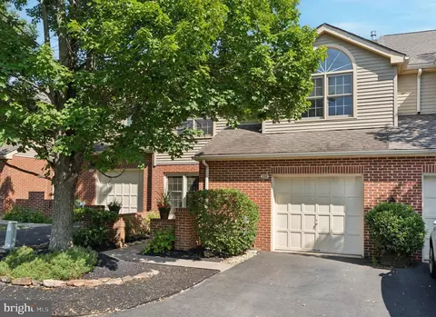 233 Towyn Ct, Ambler, PA 19002