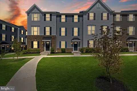 251 Compass Dr, Lansdale, PA 19446