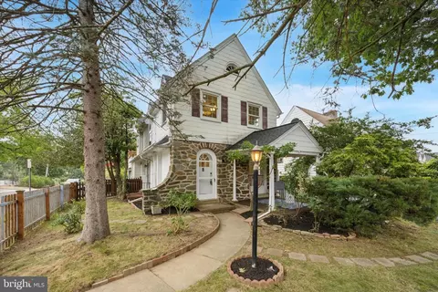 249 Rock Glen Rd, Wynnewood, PA 19096