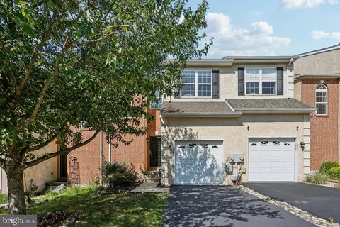 183 Stone Hill Dr, Pottstown, PA 19464