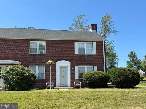 200 N Maplewood Dr #D1, Pottstown, PA 19464