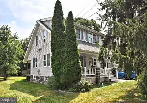 360 W Vine St, Hatfield, PA 19440