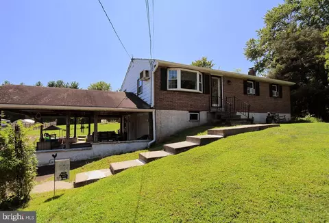 2400 Romig Rd, Gilbertsville, PA 19525