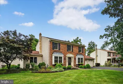 111 Canterbury Ln, Lansdale, PA 19446