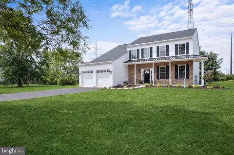 820 Waterford Dr, Souderton, PA 18964