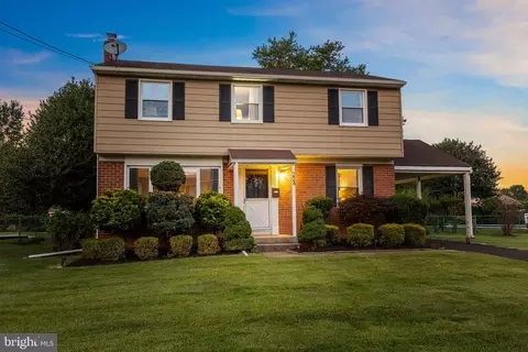 224 Crestview Rd, Hatboro, PA 19040