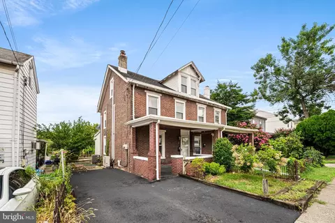 460 New Elm St, Conshohocken, PA 19428