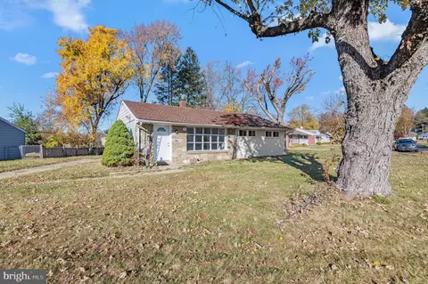 2750 Turner Ave, Abington, PA 19001