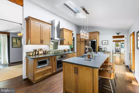 Kitchen - 305 Highview Dr, Wayne, PA 19087 photo 3 of 3