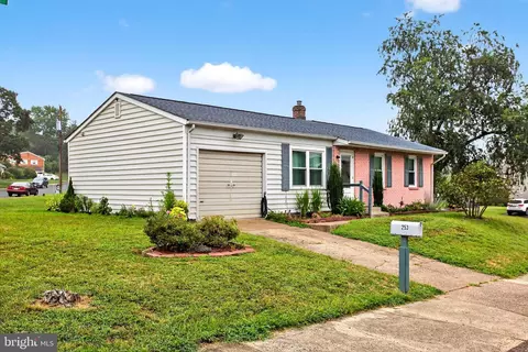 253 Green St, Souderton, PA 18964