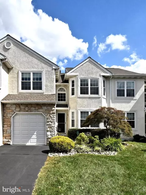 1844 Hood Ln, Maple Glen, PA 19002