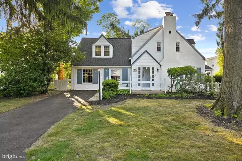 661 Kirkwood St, Jenkintown, PA 19046