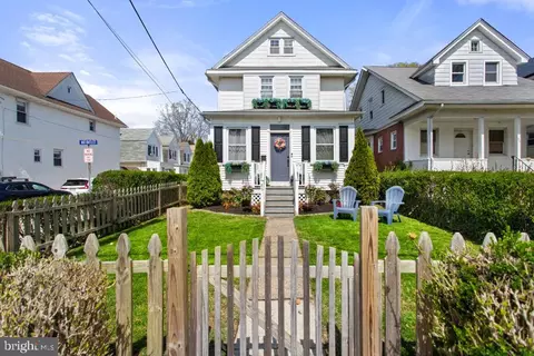 86 Greenfield Ave, Ardmore, PA 19003