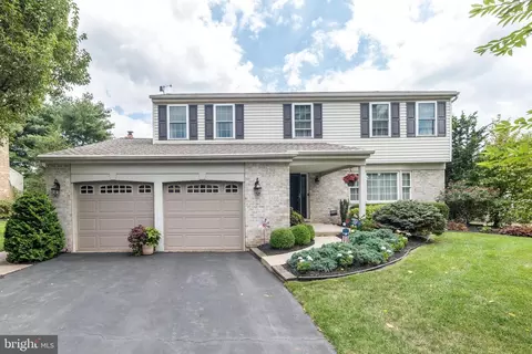 405 Militia Dr, Lansdale, PA 19446