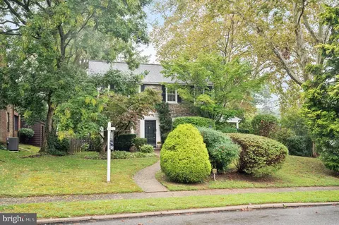 524 Lafayette Rd, Merion Station, PA 19066