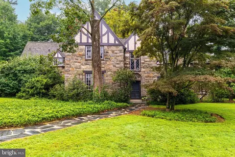 1356 Barrowdale Rd, Jenkintown, PA 19046