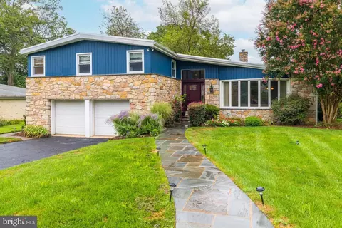 1413 Autumn Rd, Jenkintown, PA 19046