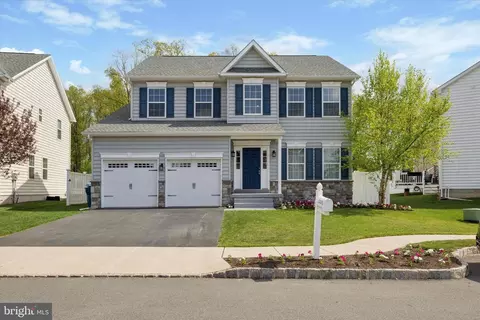 2205 Cloverdale Ave, Pennsburg, PA 18073