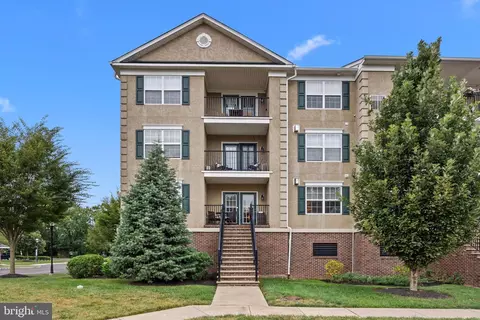 3940 Ashland Dr #147, Skippack, PA 19474