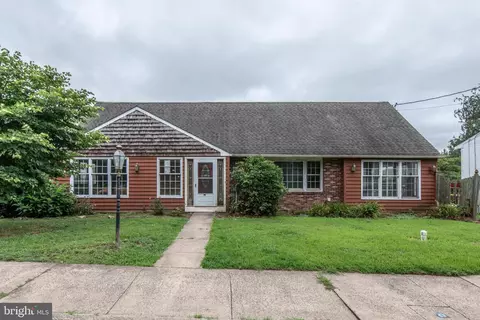 260 W Diamond St, Souderton, PA 18964