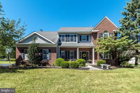 101 Wordsworth Ln, North Wales, PA 19454