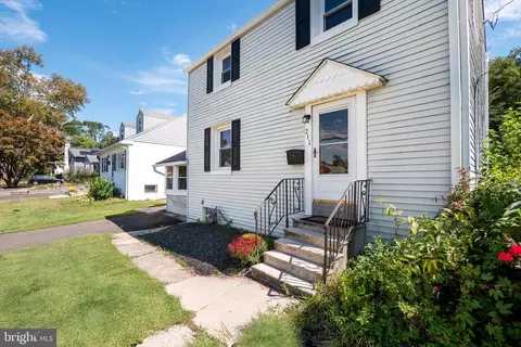 211 Madison Rd, Willow Grove, PA 19090