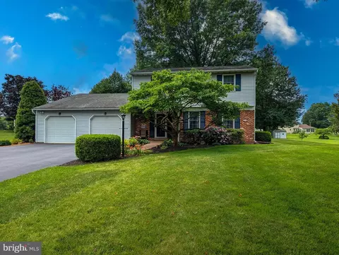 101 Leslie Ln, Souderton, PA 18964