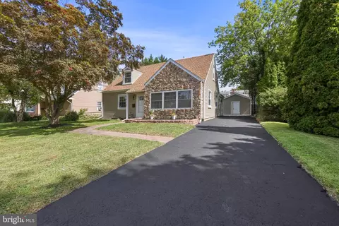 436 Manor Rd, Hatboro, PA 19040