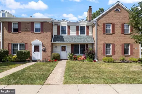 502 Clarella Ct, Lansdale, PA 19446