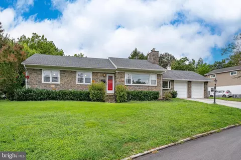 180 School St, Bala Cynwyd, PA 19004