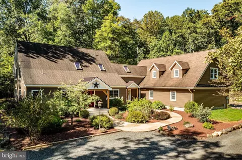 661 Henning Rd, Perkiomenville, PA 18074