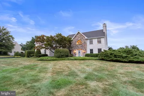 2577 Cold Spring Rd, Lansdale, PA 19446