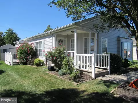 2063 Highland Ct #2063, North Wales, PA 19454