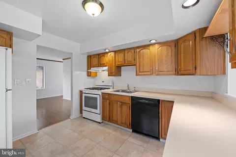 Kitchen - 105 Timothy Cir, Wayne, PA 19087 photo 1 of 2